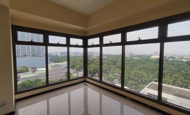 Rent to own 2 Bedroom condo in Radiance Manila Bay Pasay City