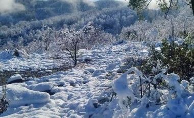 VENDO HERMOSAS PARCELAS CON ESPECTACULAR ENTORNO CORDILLERANO AMINUTOS DE LAS TERMAS DE CHILLAN