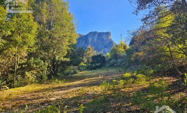 TERRENO CON VISTA PANORÁMICA HACIA LAS ROCAS LA TANDA EN MINERAL DEL CHICO