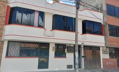 Casa Rentera con Proyección al Sur de Quito Sector El Conde