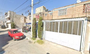 CASA EN CALLE VENTISCA, COL. EHECATL PASEOS DE ECATEPEC. ¡NO CRÉDITOS!