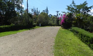 casa en conjunto cerrado Naranjos