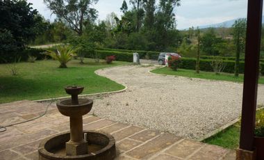 casa en conjunto cerrado Naranjos