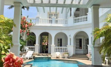 ALQUILER DE ESPECTACULAR CASA CON VISTA Y SALIDA AL MAR EN PLAYA ALCATRACES/SANTA MARTA