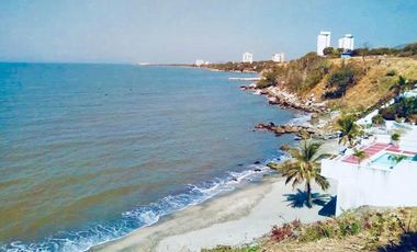 ALQUILER DE ESPECTACULAR CASA CON VISTA Y SALIDA AL MAR EN PLAYA ALCATRACES/SANTA MARTA