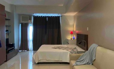Greenbelt Madison Special Studio w/ Parking Slot For Rent at Makati City