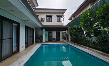 4 Bedroom House with Swimming pool for Rent in San Lorenzo Village Makati City