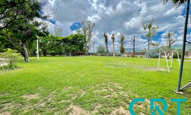 LOFT AMUEBLADO EN RENTA I RESIDENCIAL SAN CARLOS I ACCESO CONTROLADO I TIPO CAMPESTRE I AREA VERDE Y VIGILANCIA