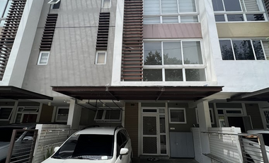 FOR LEASE - Townhouse in 68 Roces Subd., Brgy. Obrero, Quezon City
