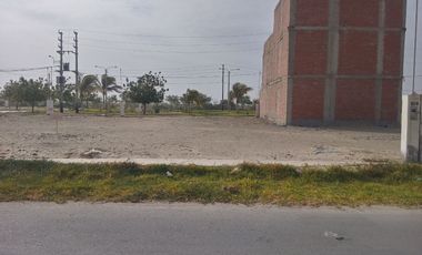 VENDO TERRENO CERCA A CANCHA DE FUTBOL EN LA URB.COLINAS DEL CHIPE