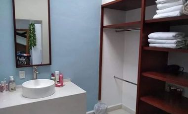 Tequesquitengo Casa en Venta a La Orilla del Lago 5 Recamaras, Alberca
