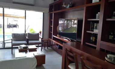 Tequesquitengo Casa en Venta a La Orilla del Lago 5 Recamaras, Alberca
