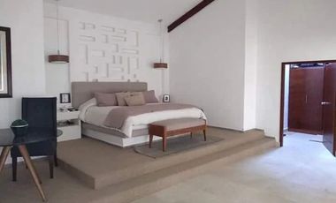Tequesquitengo Casa en Venta a La Orilla del Lago 5 Recamaras, Alberca