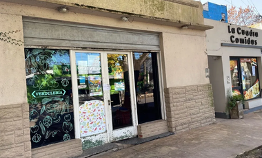 Casa Con Locales Comerciales (verónica, Partido De Punta Indio).