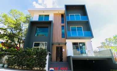 Unfurnished 3 Storey House For Rent in Mckinley Hill Village