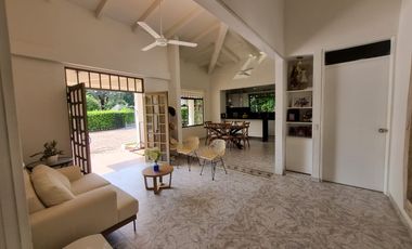 Casa Campestre en Alquiler Vacacional en Ricaurte- Cundinamarca
