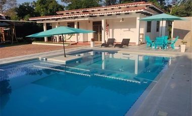 Casa Campestre en Alquiler Vacacional en Ricaurte- Cundinamarca