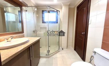 4-Bedroom House with Pool in North Town Homes for Rent