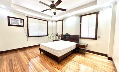 4-Bedroom House with Pool in North Town Homes for Rent