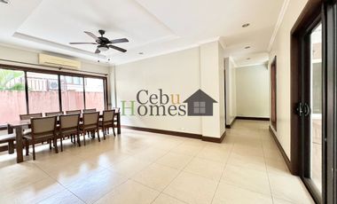 4-Bedroom House with Pool in North Town Homes for Rent