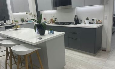 Samborondon, Renta de Hermosa Casa 4 Dorm con Piscina y Vista Al Lago