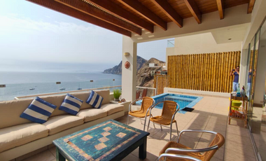 ¡Relájate en tu casa de playa con vista al mar en Pelicanos! 5 dormitorios 239m2