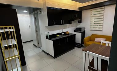 1 Bedroom Unit with Balcony for Sale in Two Serendra, BGC, Taguig City