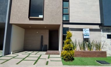 CASA EN VENTA GEMA RESIDENCIAL E4