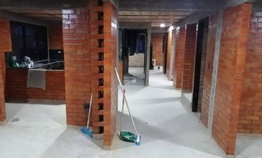 Venta de Lote con Vivienda de 3 Pisos en Parcelación El Cofre
