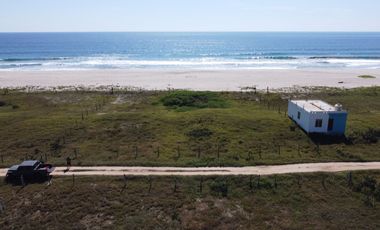 Terreno Frente al Mar en Playa Cerro Hermoso
