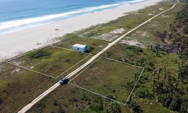 Terreno Frente al Mar en Playa Cerro Hermoso