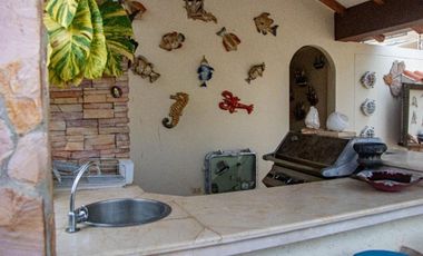 Casa de Venta en Urbanización Manta 2000, Manta, Manabí, Ecuador