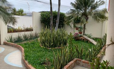 Casa de Venta en Urbanización Manta 2000, Manta, Manabí, Ecuador