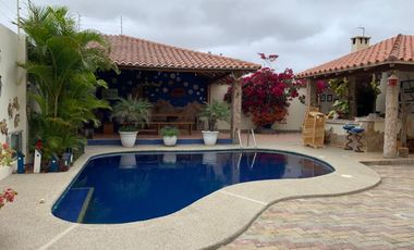 Casa de Venta en Urbanización Manta 2000, Manta, Manabí, Ecuador