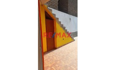 Venta y/o Alquiler de Terreno en Zarate - San Juan de Lurigancho.