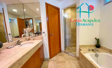 Casa en renta vacacional con alberca privada y vista al campo de golf