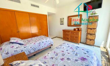 Casa en renta vacacional con alberca privada y vista al campo de golf