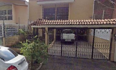 VENTA DE CASA EN BOSQUE EN GUADALAJARA