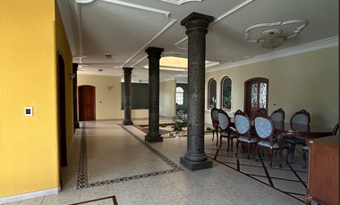 HERMOSA CASA EN EXCLUSIVO FRACCIONAMIENTO EN SAN FCO DEL RINCON