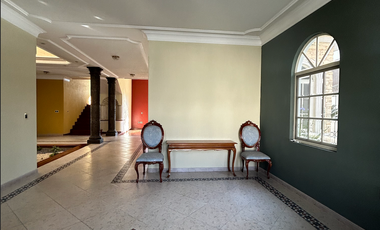 HERMOSA CASA EN EXCLUSIVO FRACCIONAMIENTO EN SAN FCO DEL RINCON