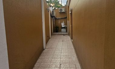 VENTA DE CASA - SAMBORONDON KM 3.2 - URBANIZACIÓN EL RIO