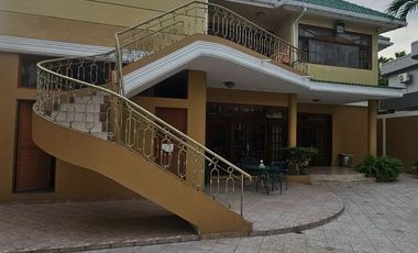 VENTA DE CASA - SAMBORONDON KM 3.2 - URBANIZACIÓN EL RIO