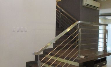 House for rent in Cebu City, Gated Executive house in Banilad with lawn