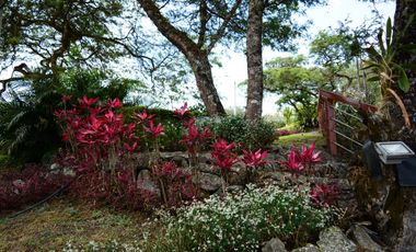 En Venta Quinta en comunidad privada en Yunguilla