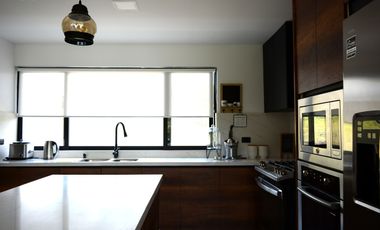 En Venta Quinta en comunidad privada en Yunguilla