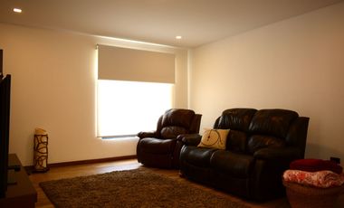 En Venta Quinta en comunidad privada en Yunguilla