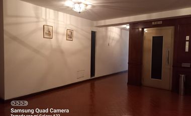 VENTA DE LINDO Y ESPACIOSO DEPARTAMENTO  EN EDIFICIO SAN SEBASTIAN CENTRO SUR