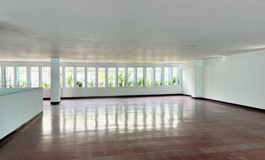 PR18086 Bodega u Oficina en arriendo en el sector La Candelaria