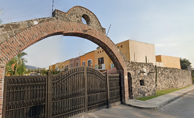 Casa en Paseos de Tezoyuca, Tezoyuca Morelos., ¡Compra directa con el Banco, no se aceptan créditos!