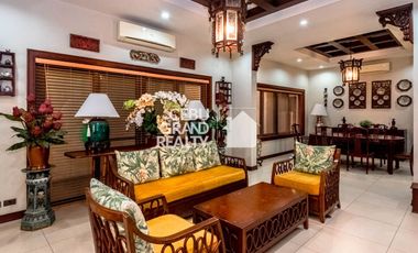 5 Bedroom House with Swimming Pool for Sale in Banilad